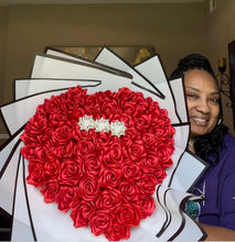 Load image into Gallery viewer, Beautiful Roses - Heart Shaped