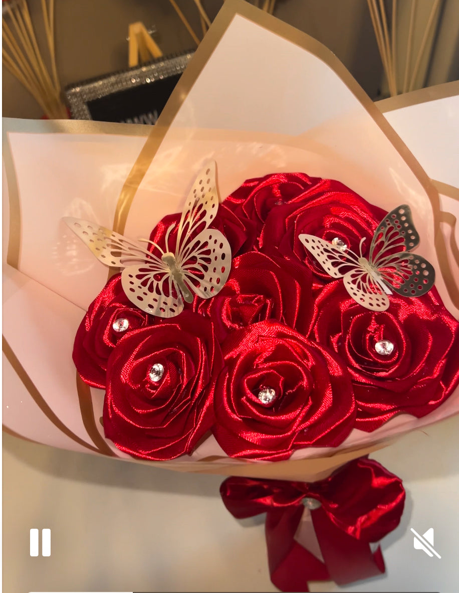 Luxury Satin Rose Bouquet - Elegant Gift